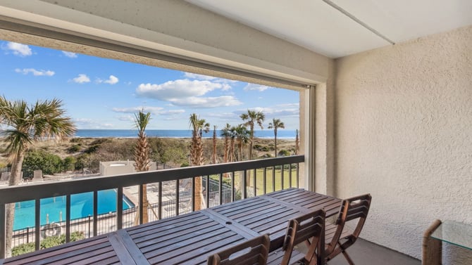 Amelia Surf & Racquet Club